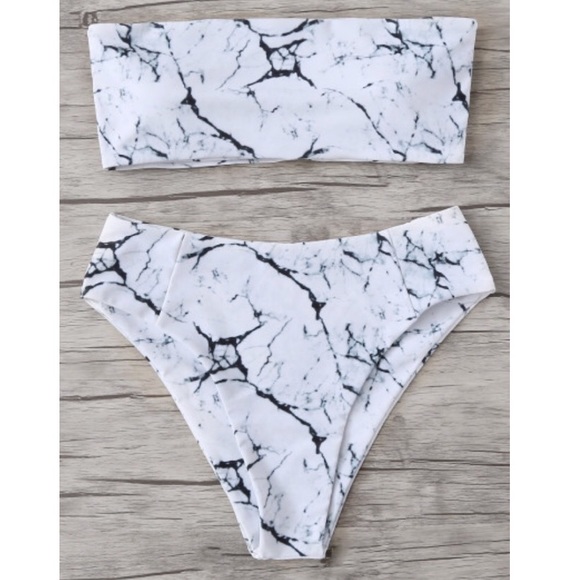 ROMWE Other - Marble Bandeau Bikini